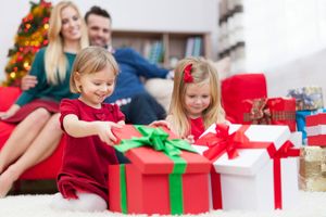 Новорічні подарунки для дітей: який обрати?