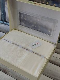 Скатертина Tropik home DAMASCUS.COT-POLY 160х220см Жаккард Бавовна/Поліестер