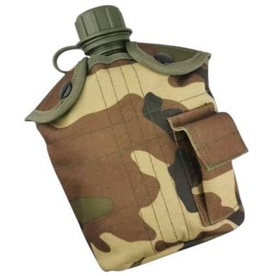 Фляга пластиковая с чехлом в камуфляжной расцветке MILITARY STYLE 1L Лесной камуфляж