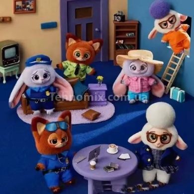 Брелок для ключів з колекційною фігуркою Disney Зверополіс 15 х 7.5 х 8см Зайчик в панамці