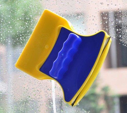 Магнитная щетка для мытья окон с двух сторон Glass Wiper