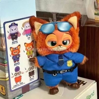 Брелок для ключей с коллекционной фигуркой Disney Зверополис 15 х 7.5 х 8см Лис-полицейский