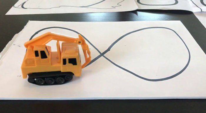 Індуктивний іграшковий автомобіль Inductive Truck