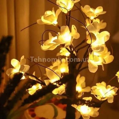 Ночник настольный Молодое дерево светящееся 24 LED, питание от USB или 3 батарейки АА Черный ствол и белые