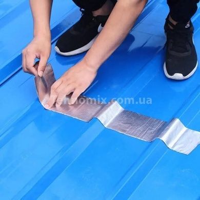 Надміцна клейка стрічка водонепроникна рулон 10м*5см