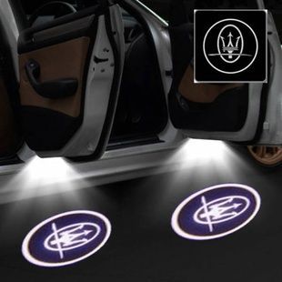 Лазерне підсвічування/проекція у двері автомобіля Maserati