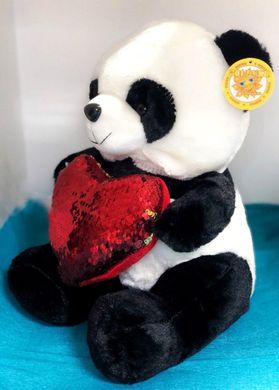 Плюшевый мишка Панда с сердцем в подарочной упаковке р-р M