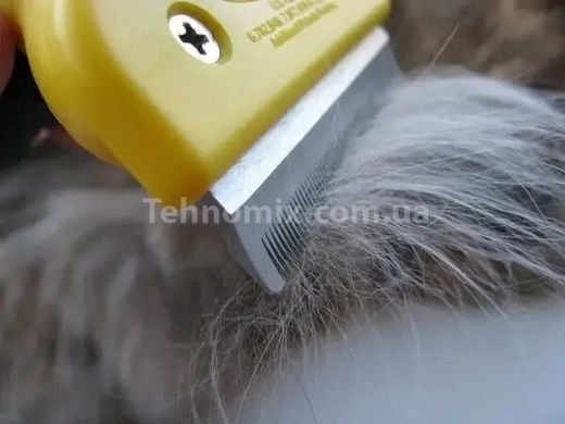 Фурмінатор з кнопкою для чищення вовни FURminator 6.8 см Жовтий