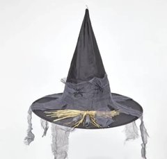 Шляпа ведьмы с композицией
