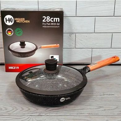 Сковорода 28см Higher Kitchen НК-319 Чорна з дерев'яною ручкою