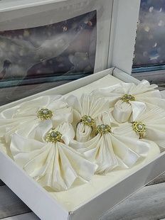 Скатертина Golden CLASSIC 160х220см Жаккард Поліестер