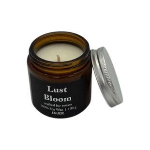 Свічка LUST BLOOM, 100 г - ніжний квітково-фруктовий аромат