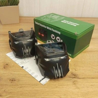 Отпугиватель световой c мигающей подсветкой 2шт/уп Solar Repeller With Flashing Черный