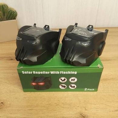 Отпугиватель световой c мигающей подсветкой 2шт/уп Solar Repeller With Flashing Черный