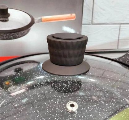 Сковорода 24см Higher Kitchen НК-318 Черная с деревянной ручкой