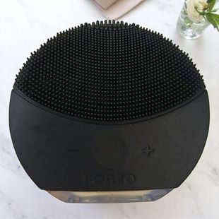 Електрична щітка для обличчя FOREVER Lina Mini 2 Чорна
