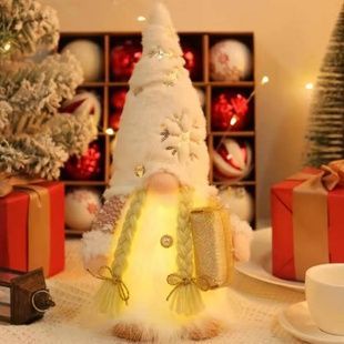 Новорічний гном з підсвічуванням у скандинавському стилі 30см Winter Gold Білий