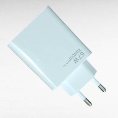 Зарядное устройство блок питания для мобильного телефона Usb 67W Белое
