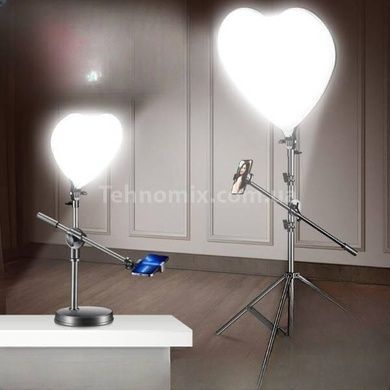 Світлодіодна лампа на штативі у вигляді серця LED RL-520