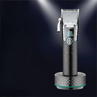 Машинка для стрижки с LED-дисплеем и 6 сменными насадками VGR V-682 Черная