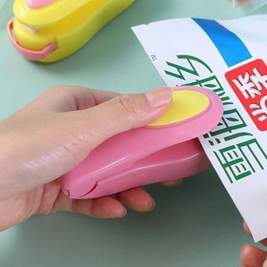 Зварювач пакетів ручний Mini Vacuum Sealer Рожевий