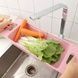 Корзина для мойки фруктов и овощей на раковину раздвижная Розовая