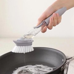 Щетка для посуды с дозатором Wok Cleaning Brush