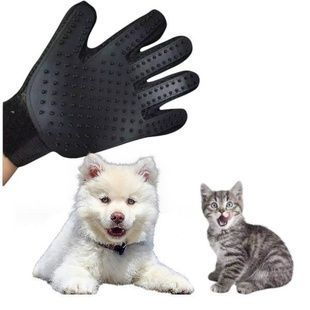 Рукавичка для вичісування шерсті з домашніх тварин PET GLOVES True Touch Чорна