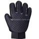 Рукавичка для вичісування шерсті з домашніх тварин PET GLOVES True Touch Чорна