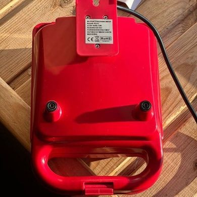 Сендвічниця електрична з антипригарним покриттям sandwich maker XL-1625 Червона