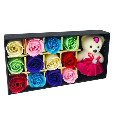 Подарунковий набір з трояндами з мила Sweet Love 12 шт Різнокольорові з ведмедиком