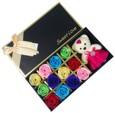 Подарунковий набір з трояндами з мила Sweet Love 12 шт Різнокольорові з ведмедиком